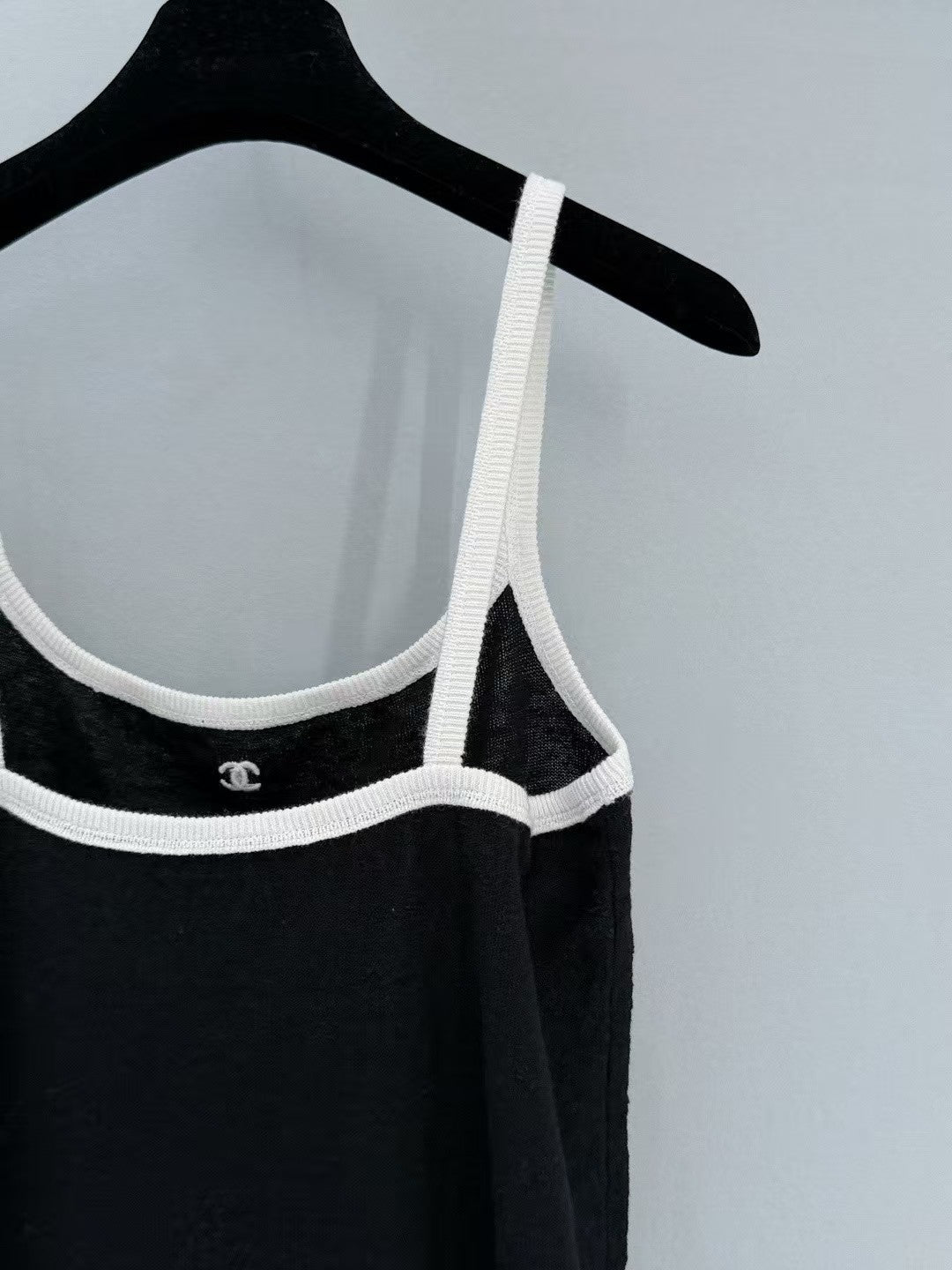 26SS Solid-Color Spaghetti-Strap Camisole