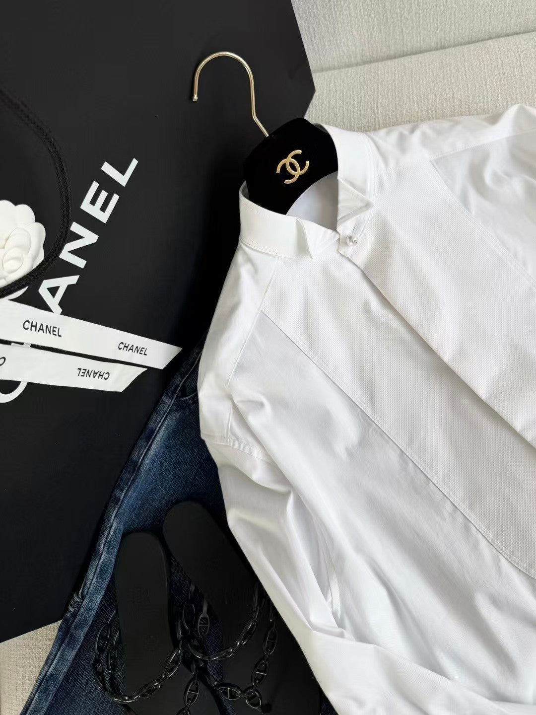 26SS Collared Shirt with Pearl Buttons and Embroidery