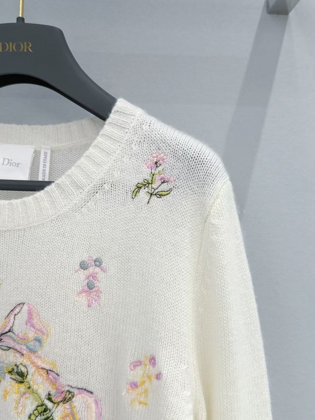 26SS Floral-Embroidered Crewneck Knit Sweater