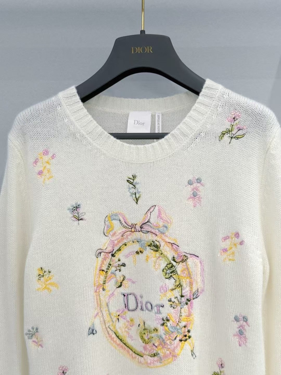 26SS Floral-Embroidered Crewneck Knit Sweater