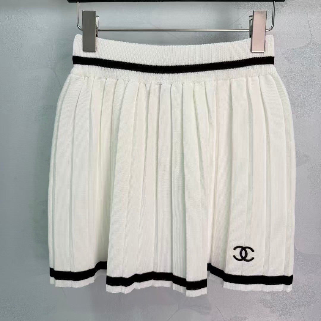 26SS Crewneck Short-Sleeve Top + Pleated Skirt Set