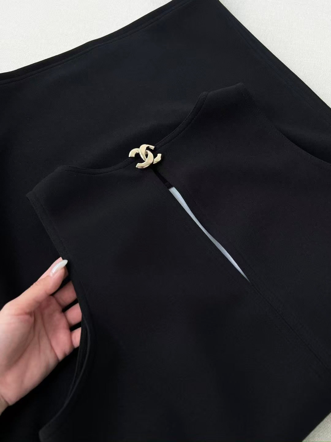 New 26SS Black Sleeveless Dress
