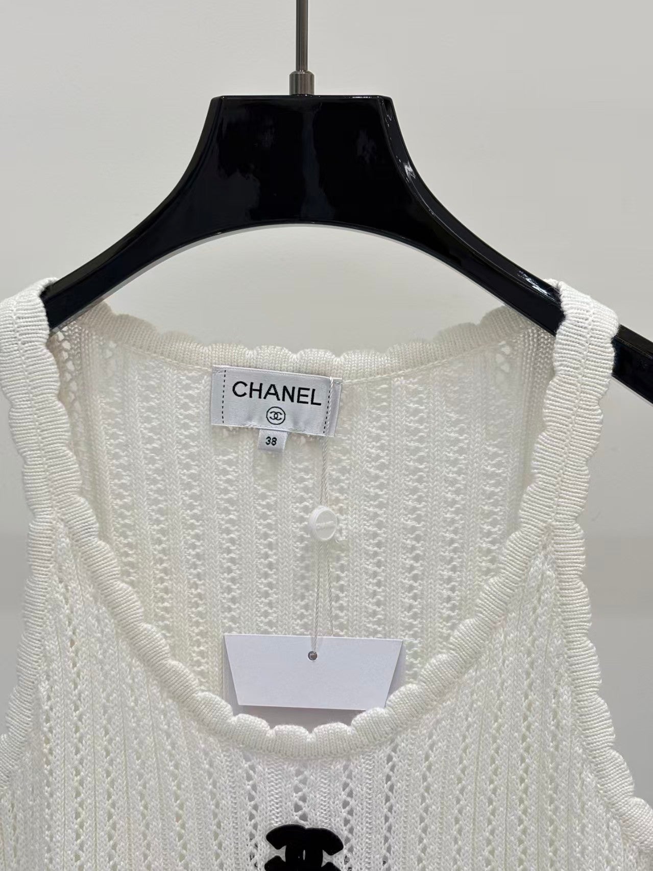 26 New Letter Logo Embroidered Jacquard Knit Vest
