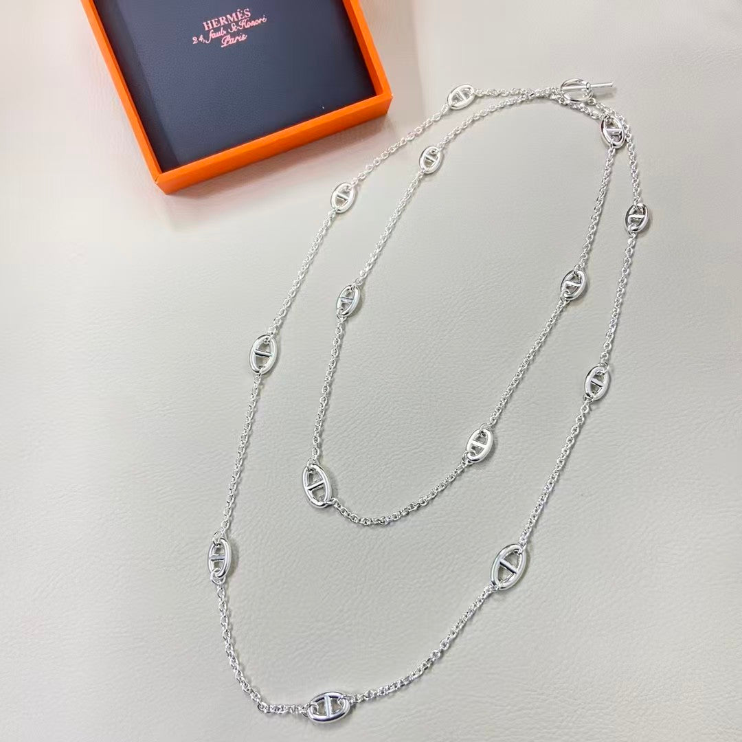26 New "Pig Nose" Necklace