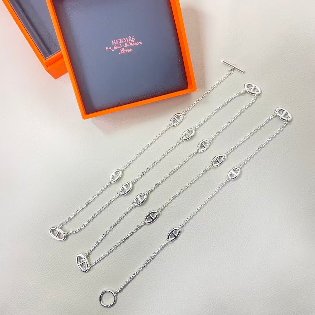 26 New "Pig Nose" Necklace