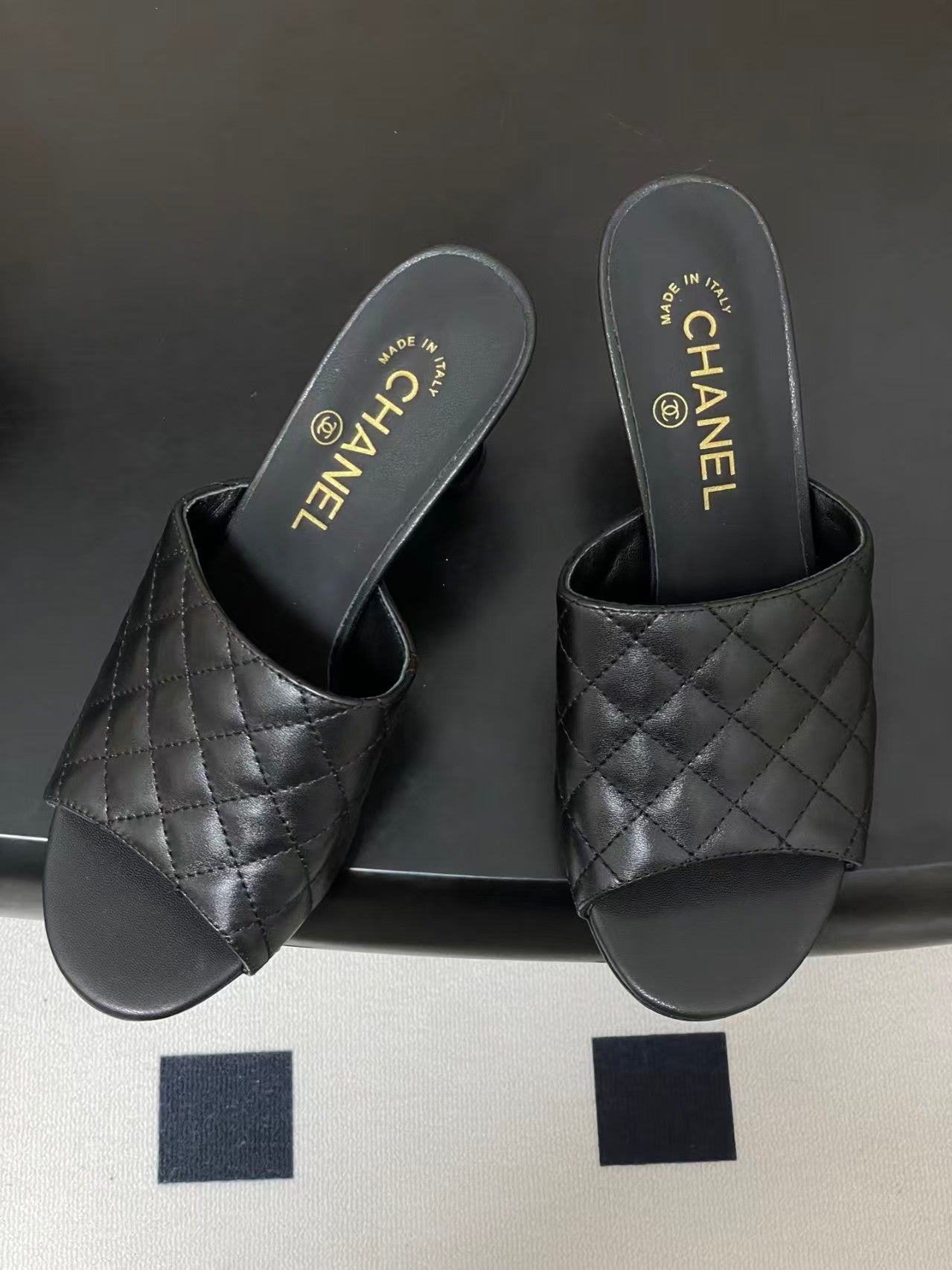 26 New Diamond-Pattern Peep-Toe Slides