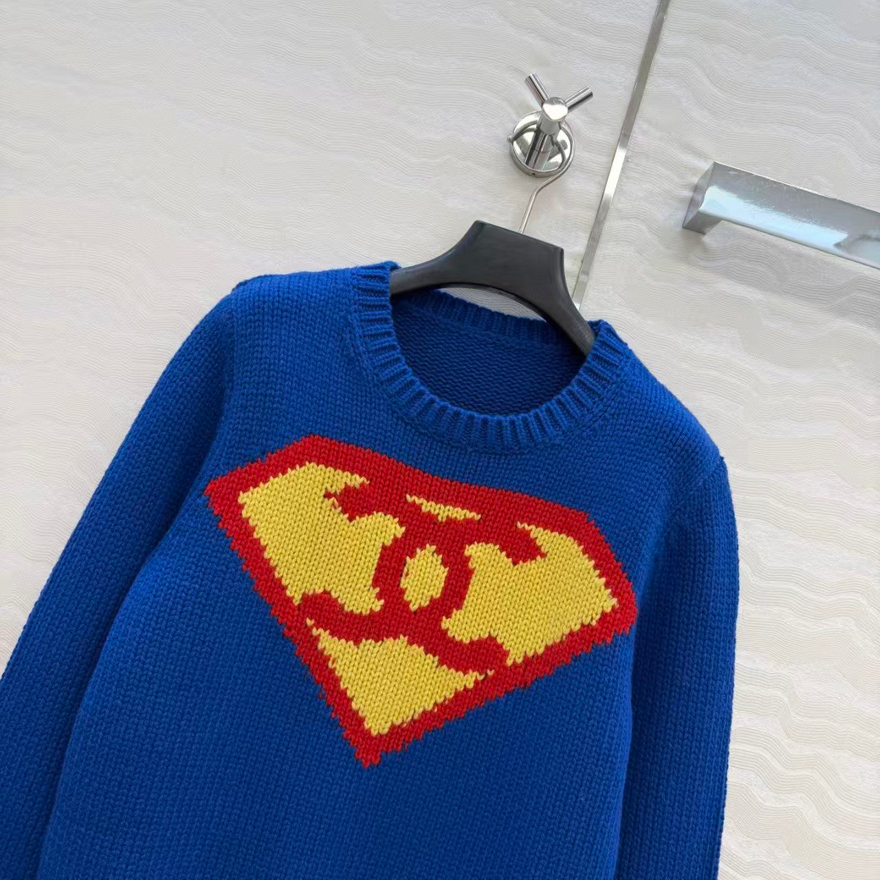 26 New Superman Sweater