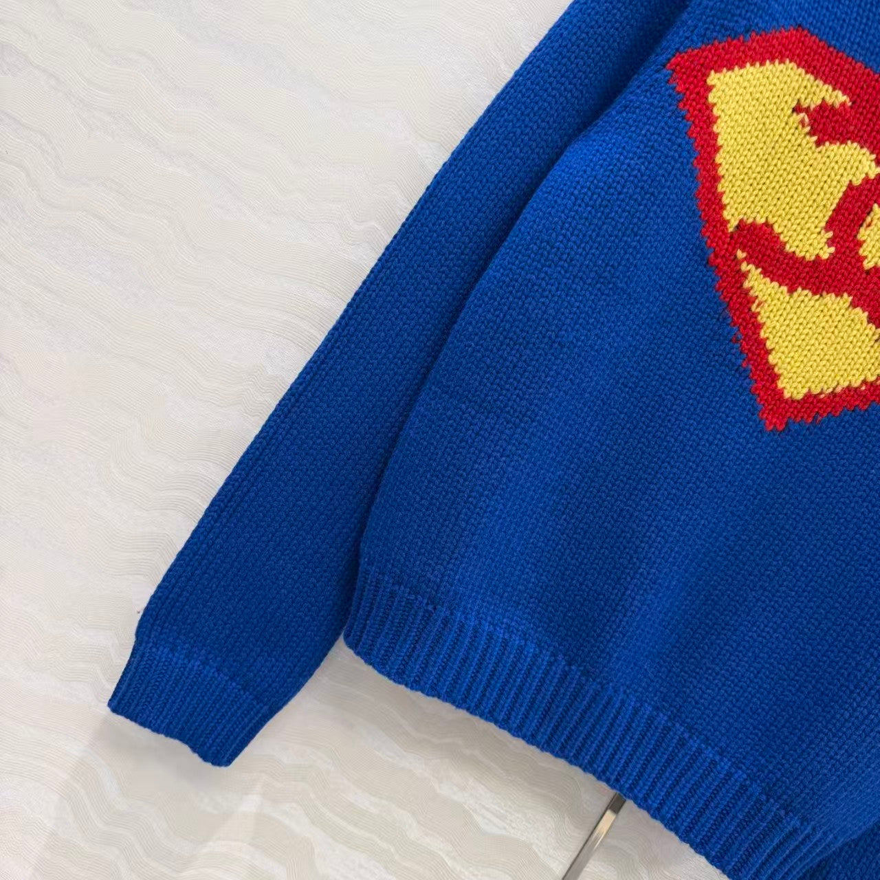 26 New Superman Sweater