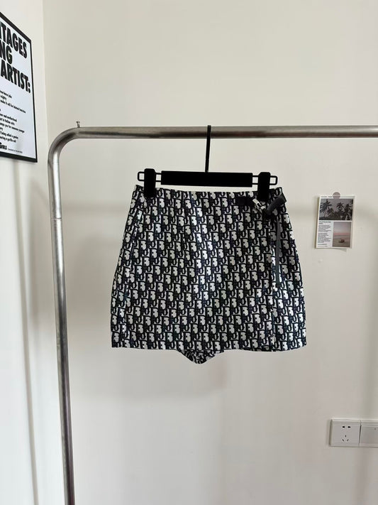 26 New Season Letter Logo Jacquard Skirt