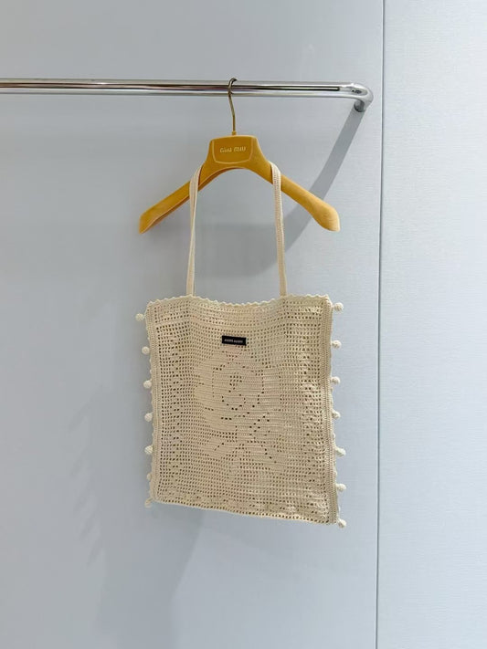 New off-white crochet tote bag