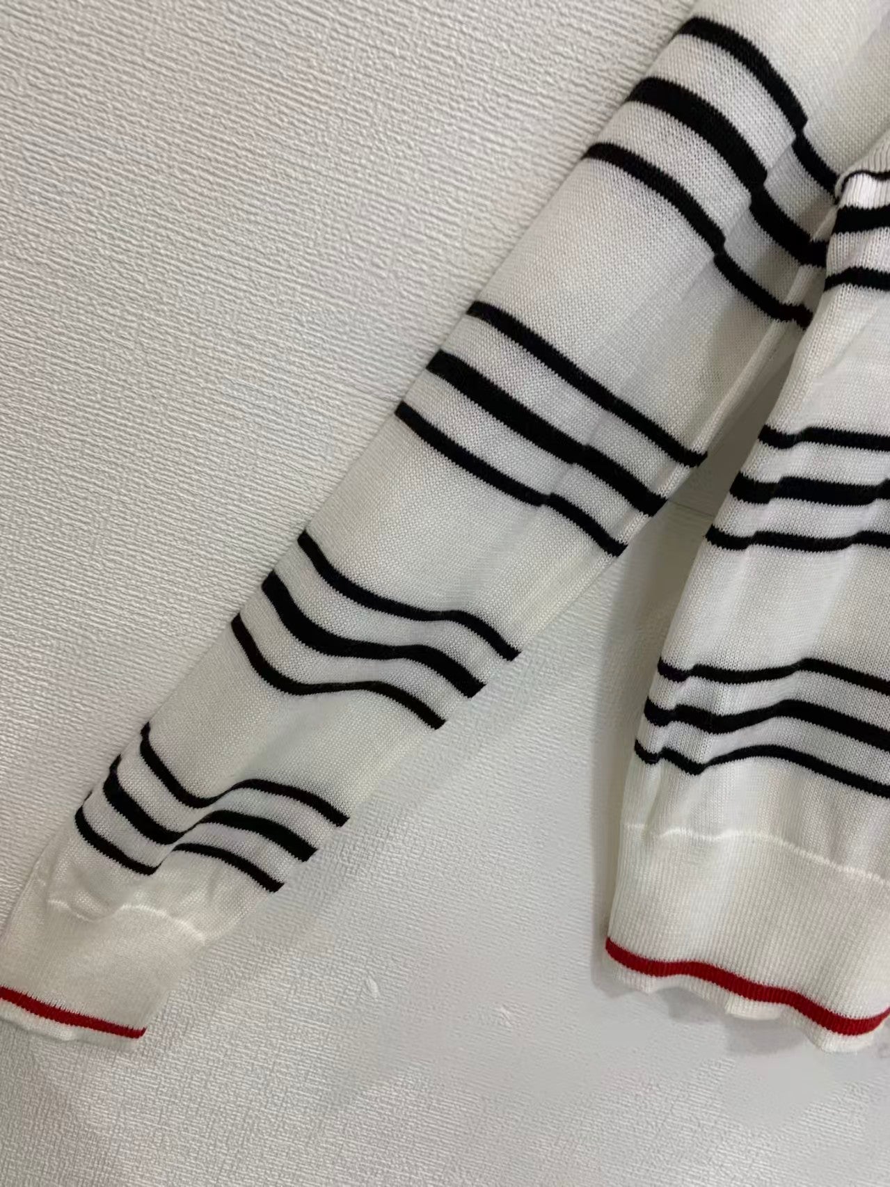 26 New Striped Knit Cardigan