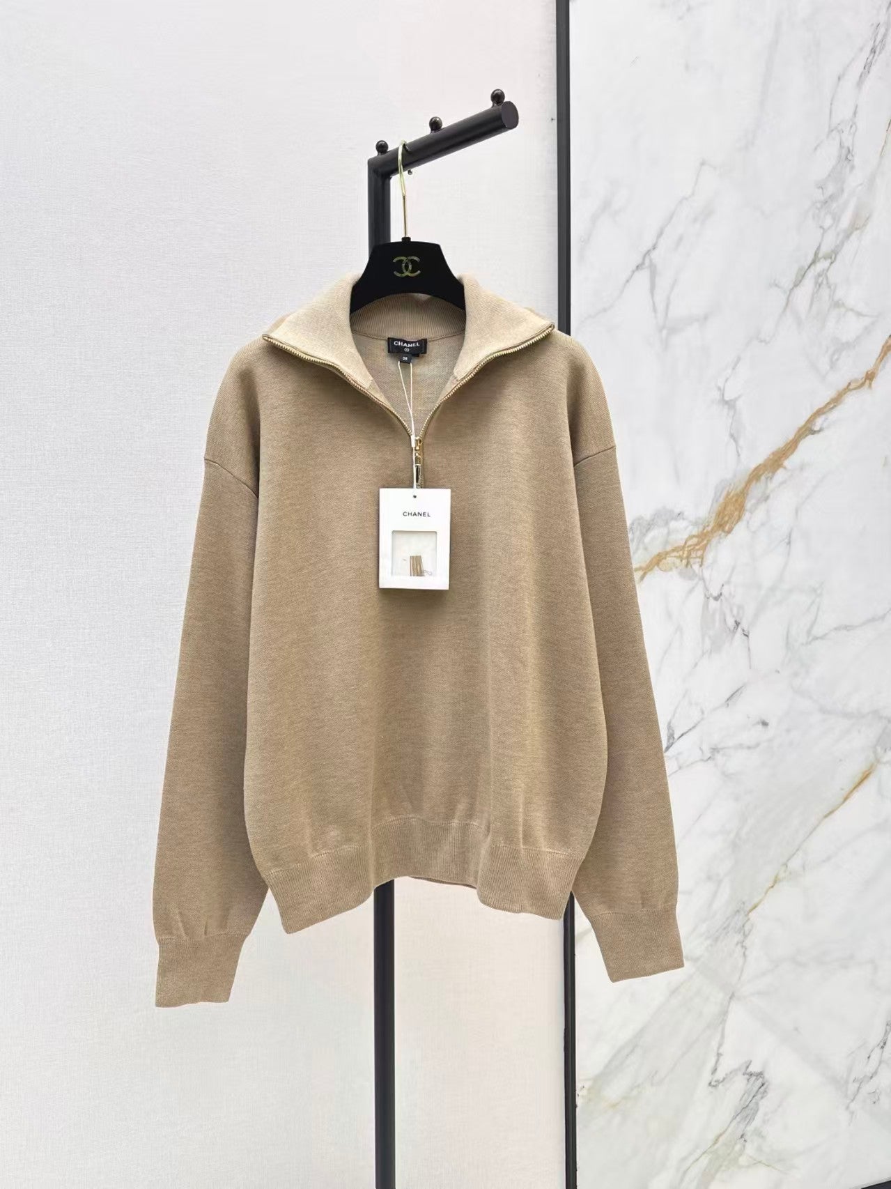 26 New Zip-Up Knit Sweatshirt