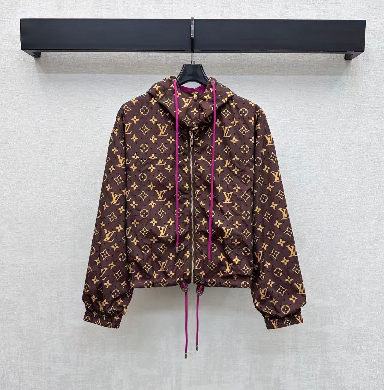 26 New Season Printed Hooded Jacket