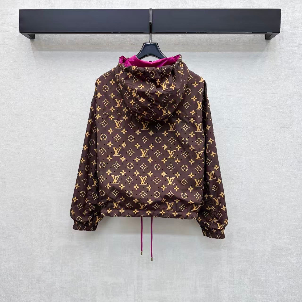 26 New Season Printed Hooded Jacket