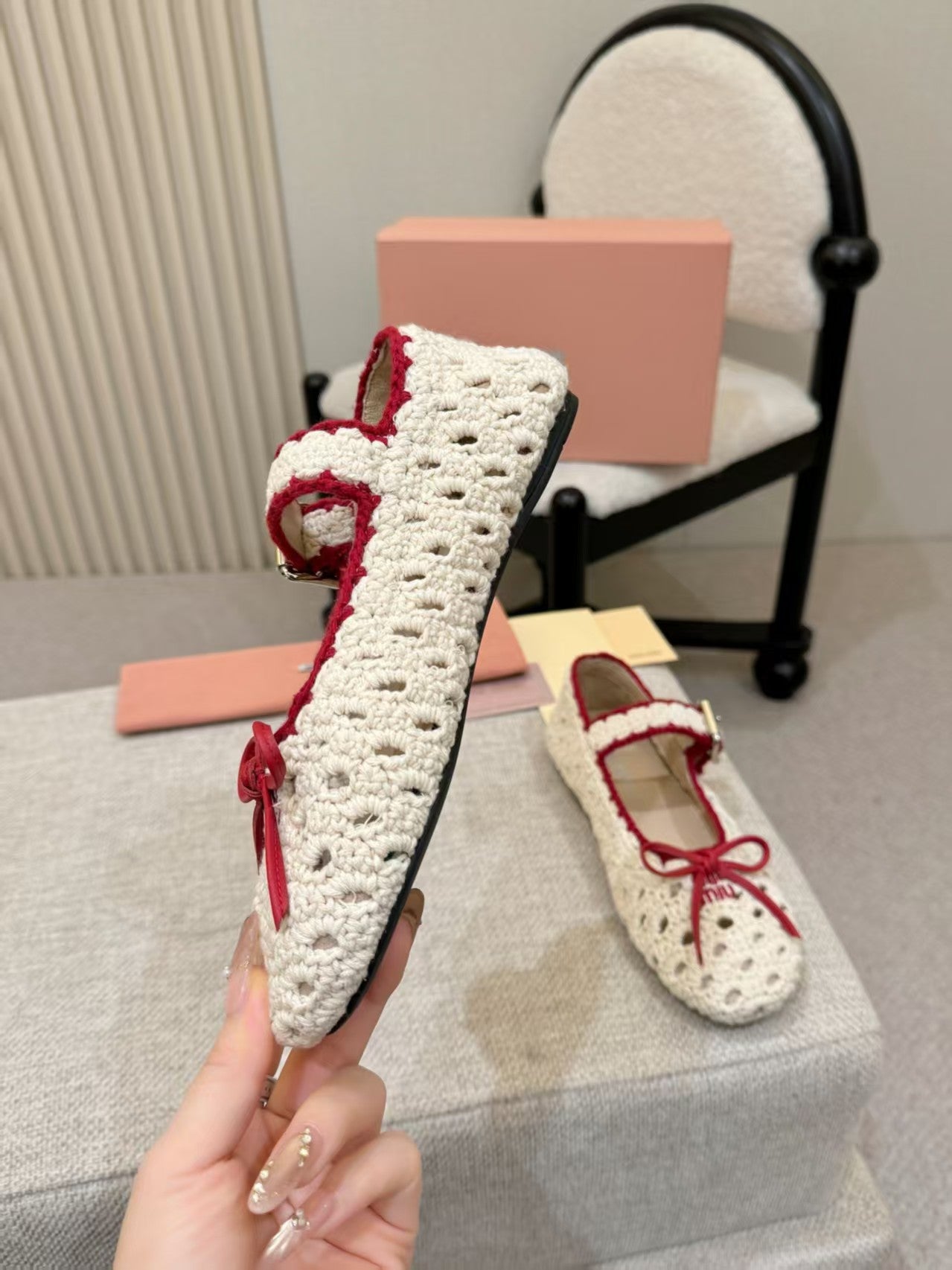 26 New Style Girlish-Vibe Crochet Cut-Out Shoes