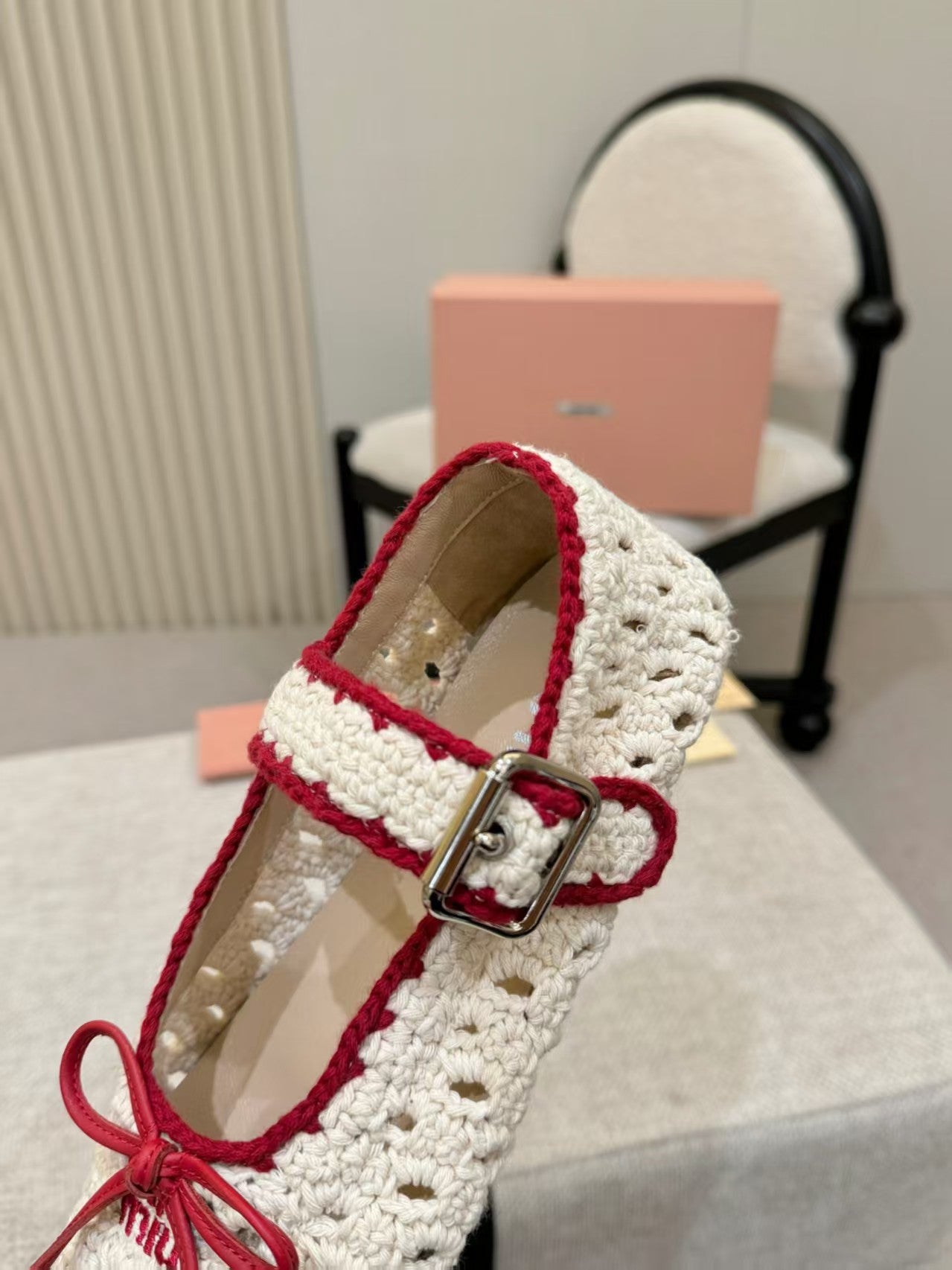 26 New Style Girlish-Vibe Crochet Cut-Out Shoes