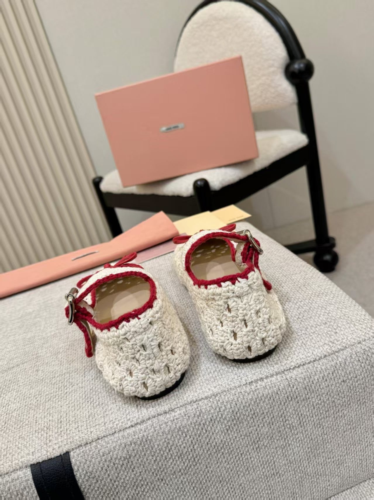 26 New Style Girlish-Vibe Crochet Cut-Out Shoes