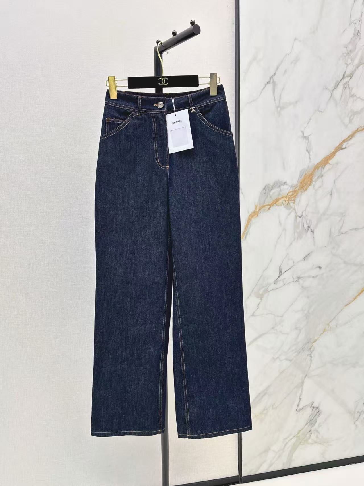 26 New Style Jeans