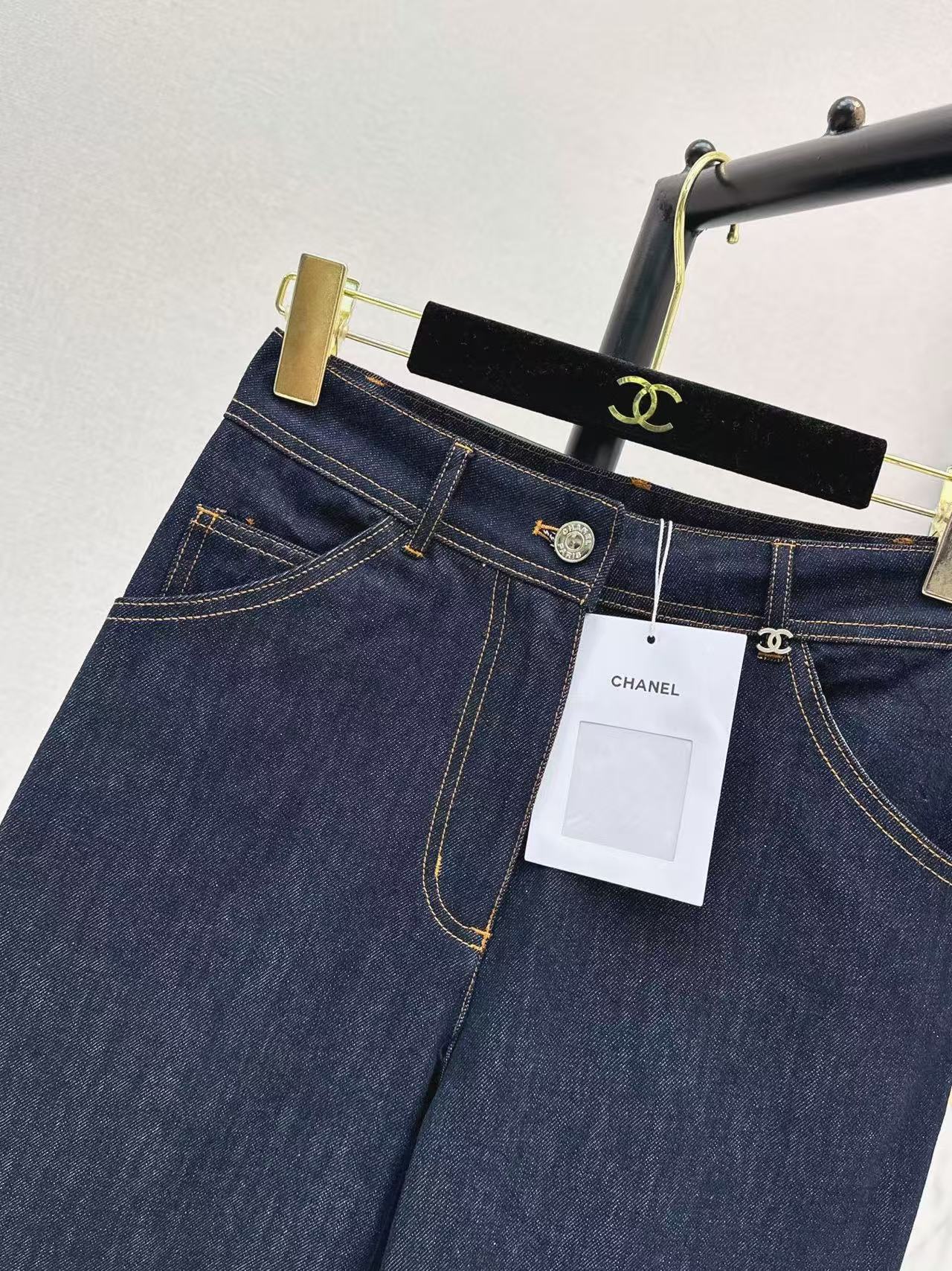 26 New Style Jeans