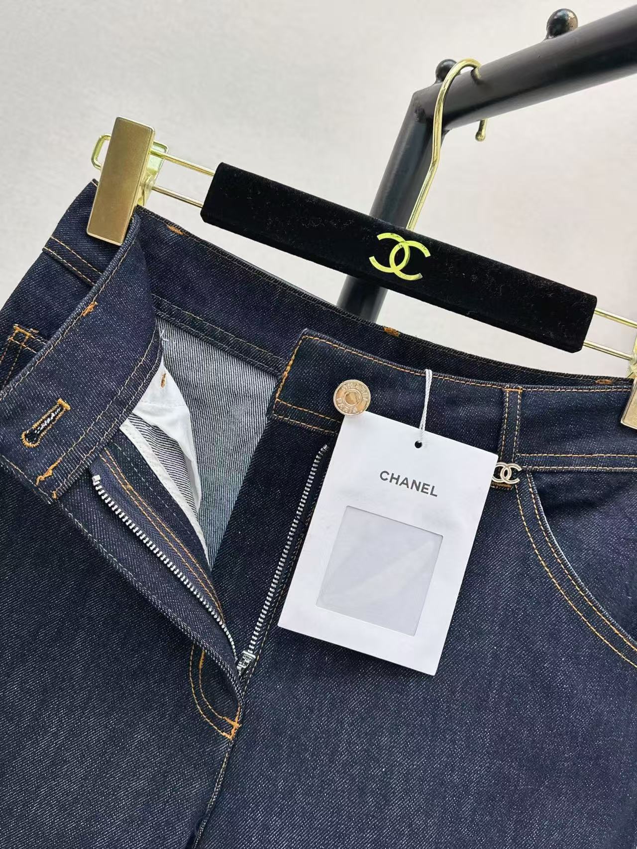 26 New Style Jeans