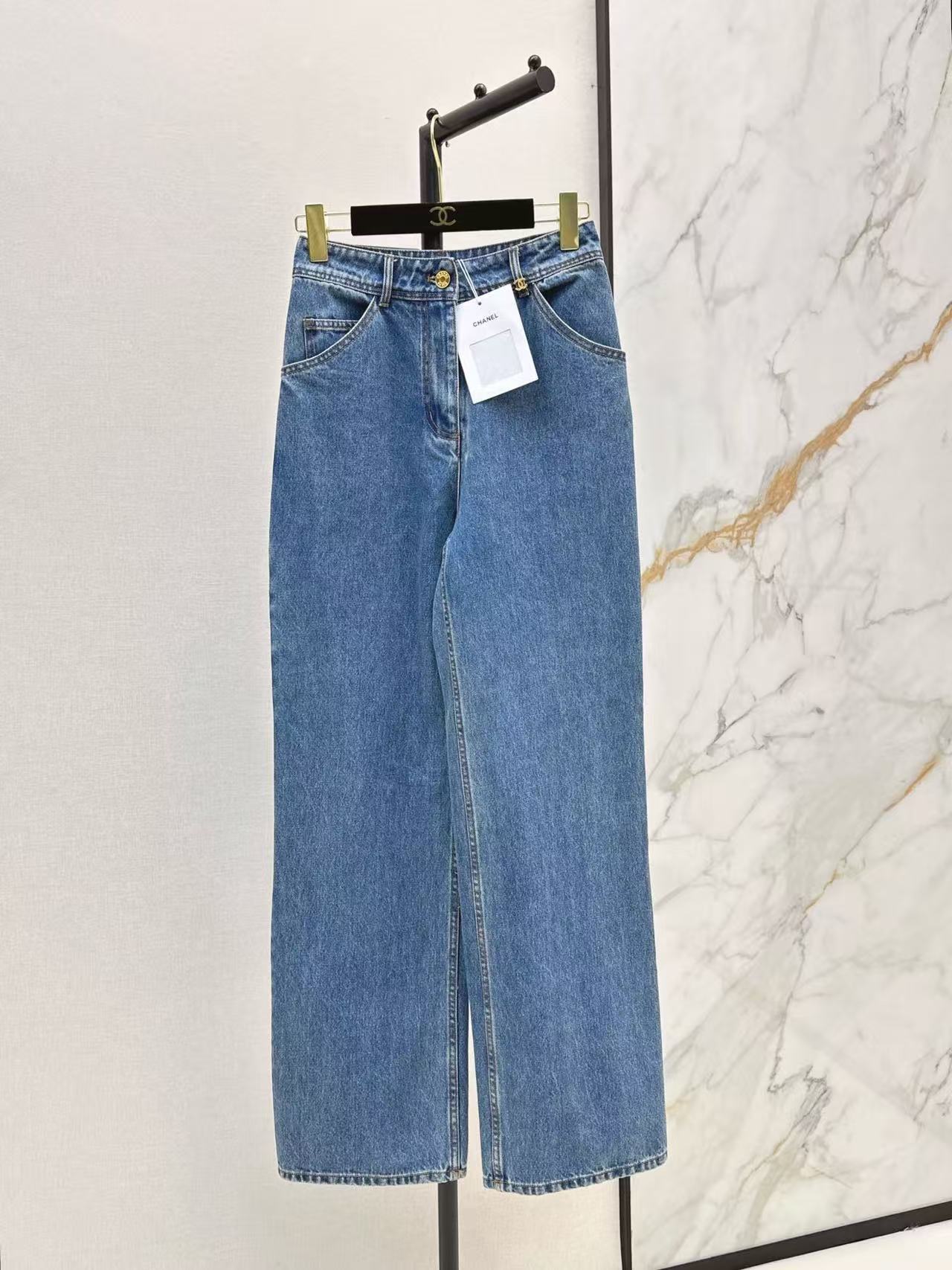 26 New Style Jeans