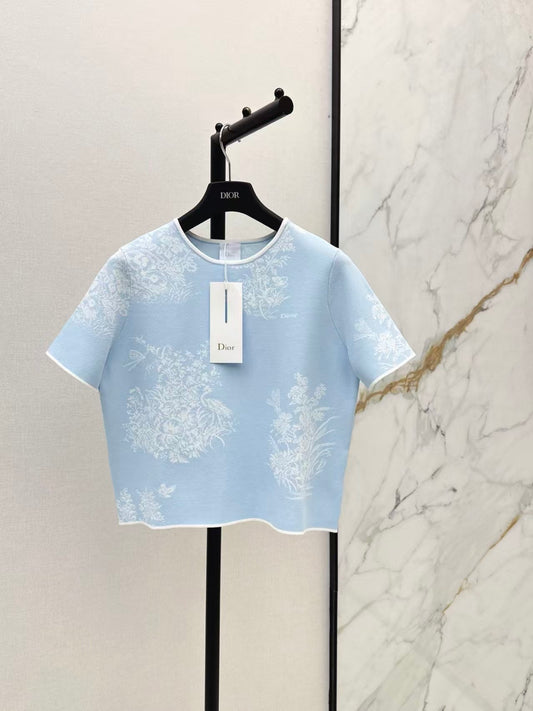26 New Jacquard Short-Sleeve Knit Top