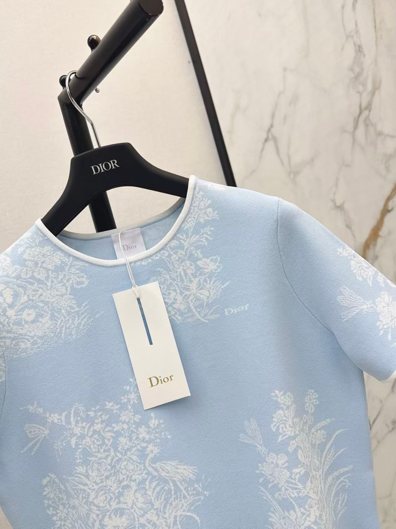 26 New Jacquard Short-Sleeve Knit Top