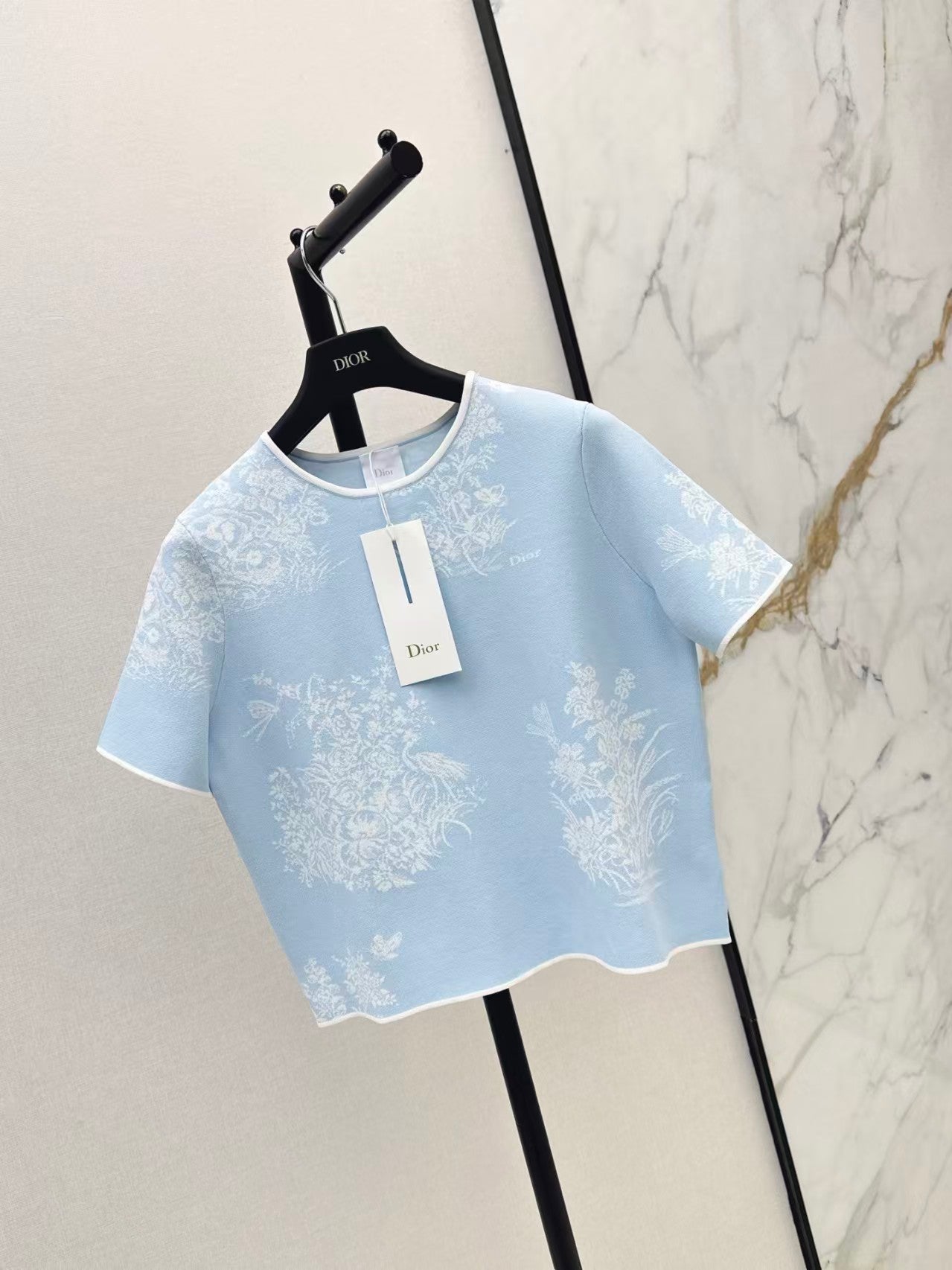 26 New Jacquard Short-Sleeve Knit Top