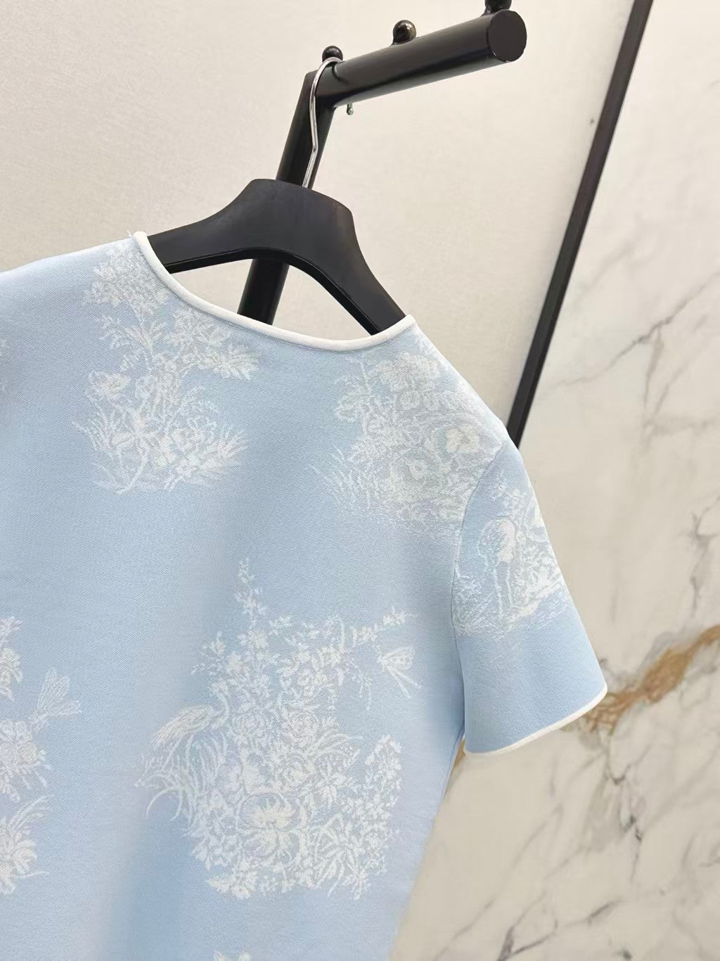 26 New Jacquard Short-Sleeve Knit Top