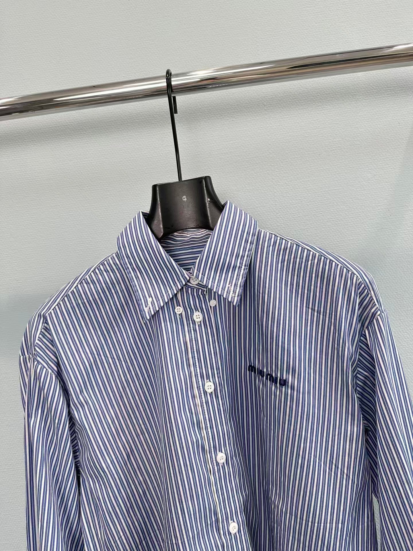26 New Striped Shirt