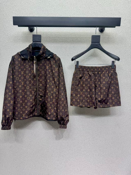 26 New Reversible Hooded Jacket Set