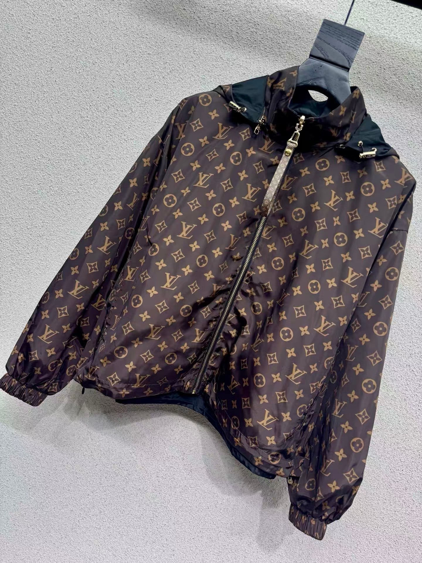26 New Reversible Hooded Jacket Set