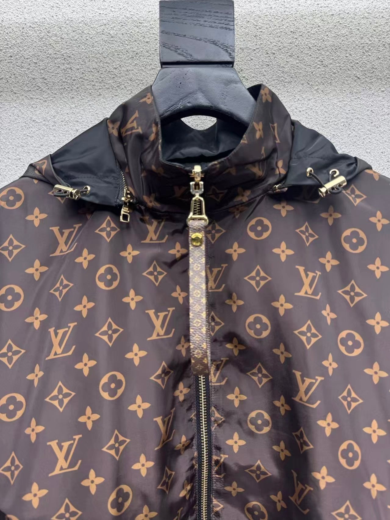 26 New Reversible Hooded Jacket Set