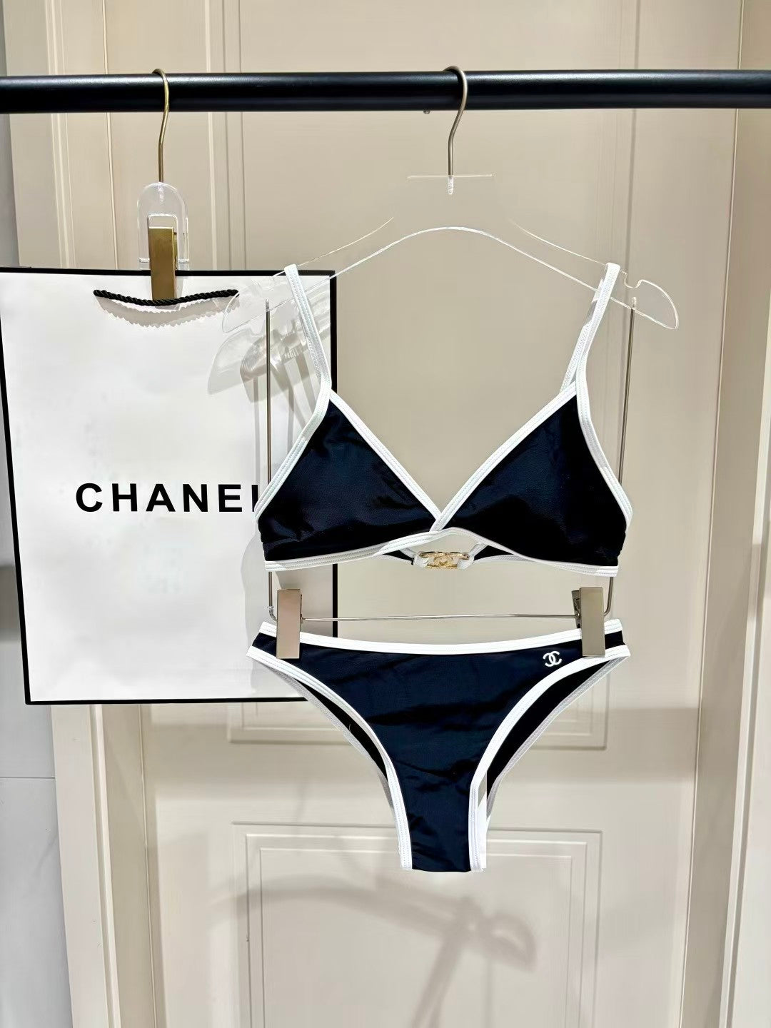 26 New Black and White Bikini