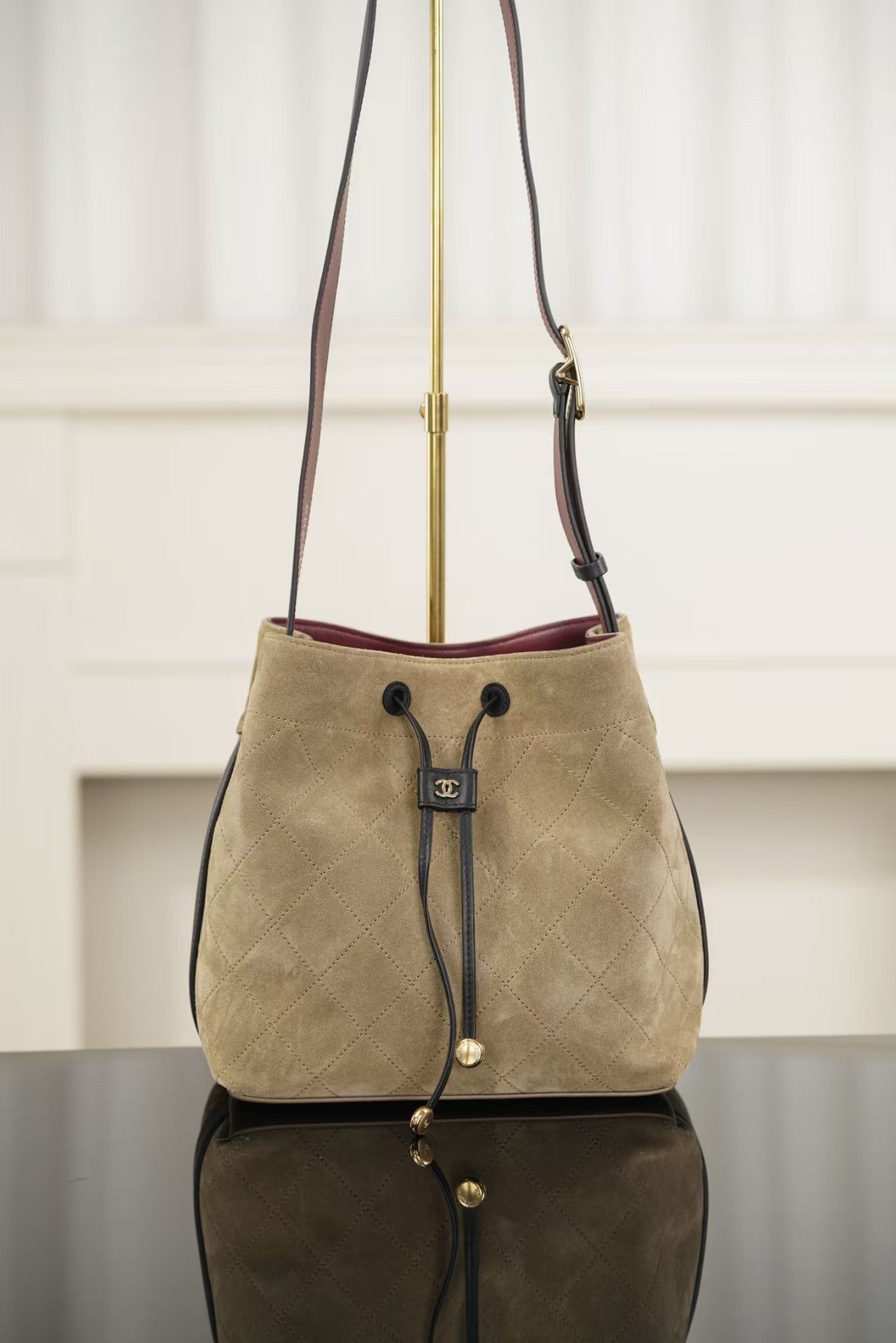 26 New Bucket Bag（23x23x14.5cm）