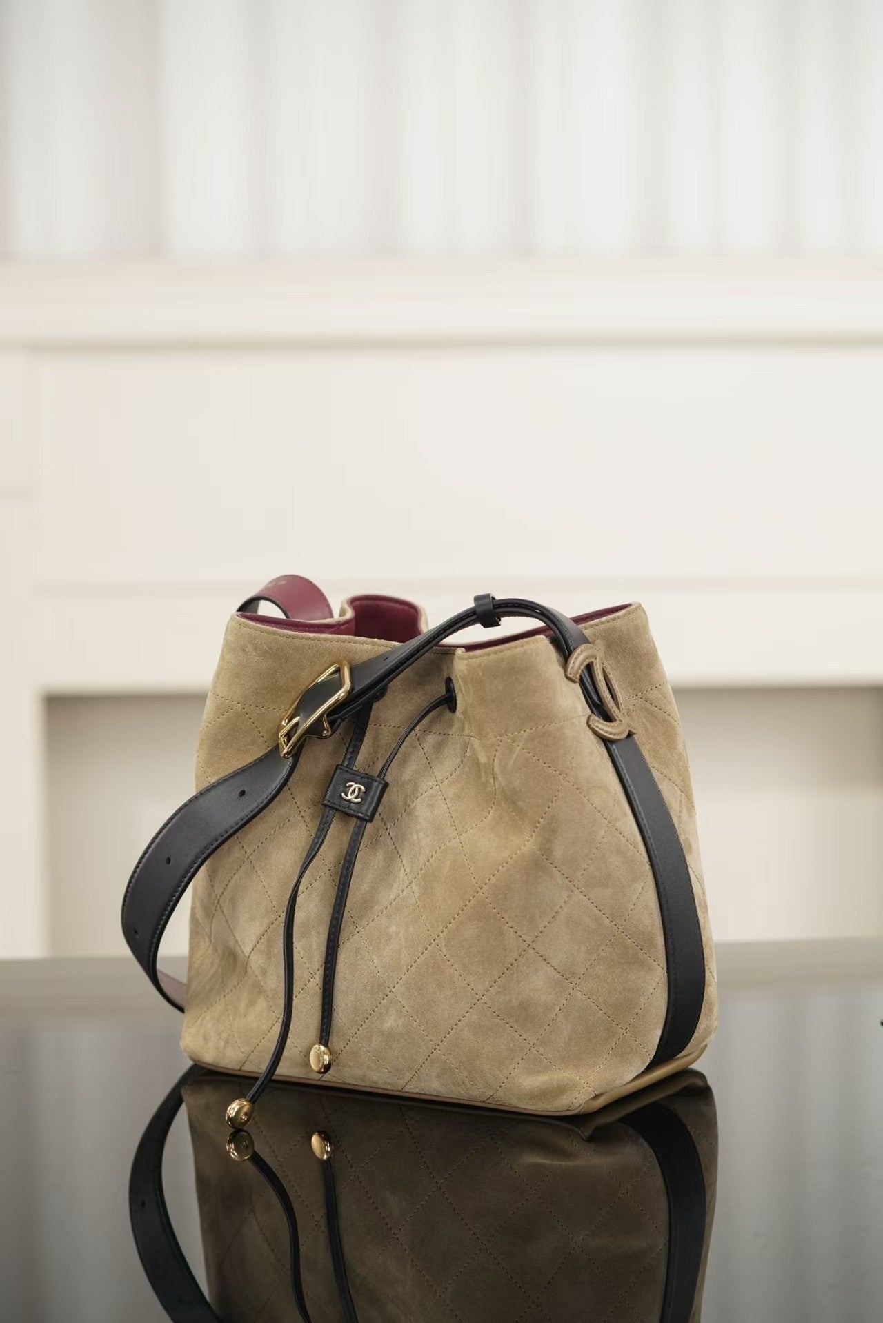 26 New Bucket Bag（23x23x14.5cm）