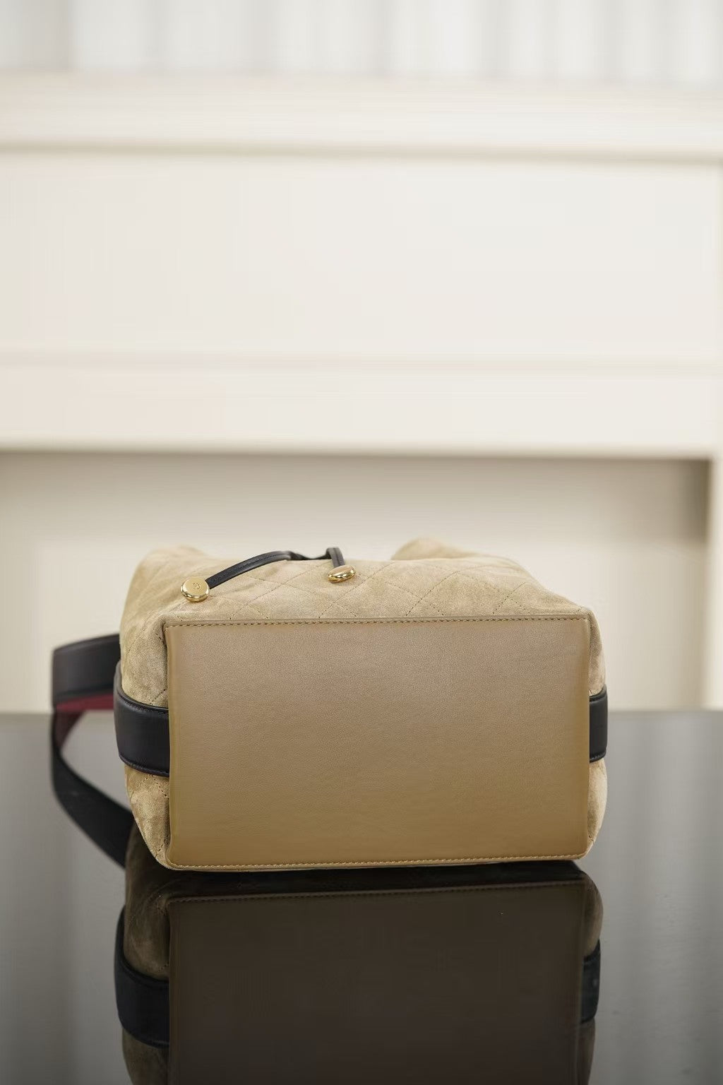 26 New Bucket Bag（23x23x14.5cm）