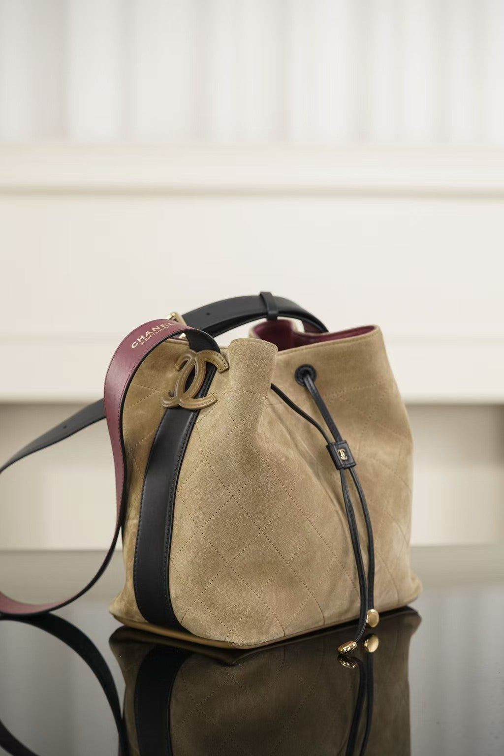 26 New Bucket Bag（23x23x14.5cm）