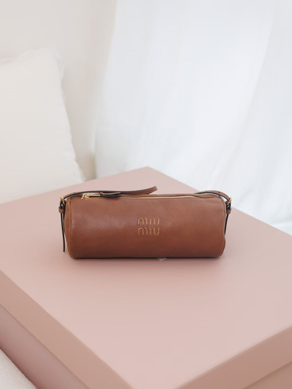 26 New Leather Cylinder Bag