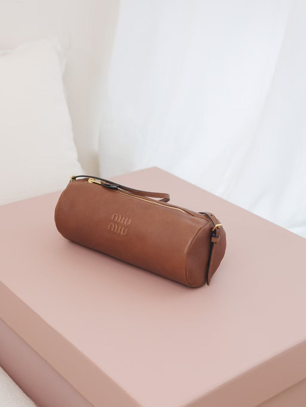 26 New Leather Cylinder Bag