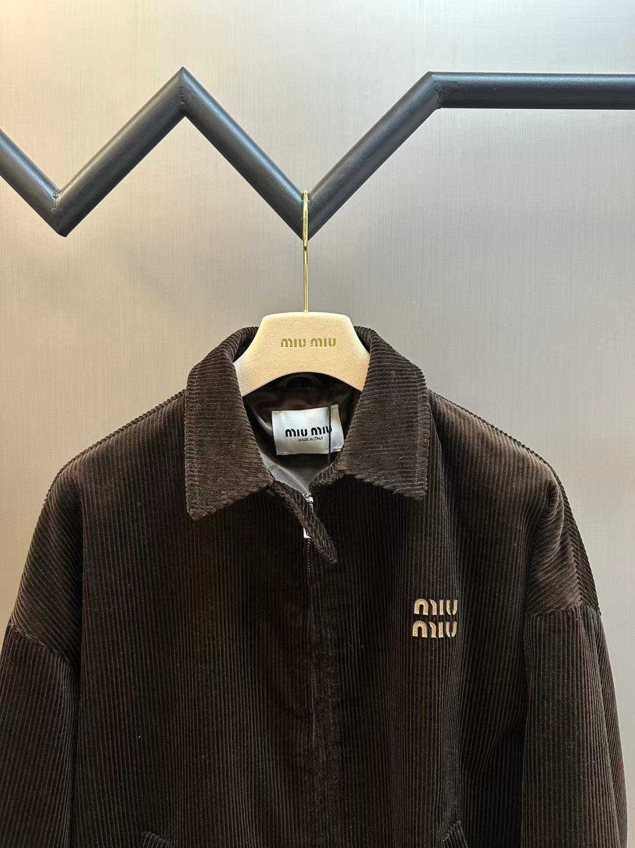 26 New Letter-Embroidered Corduroy Jacket