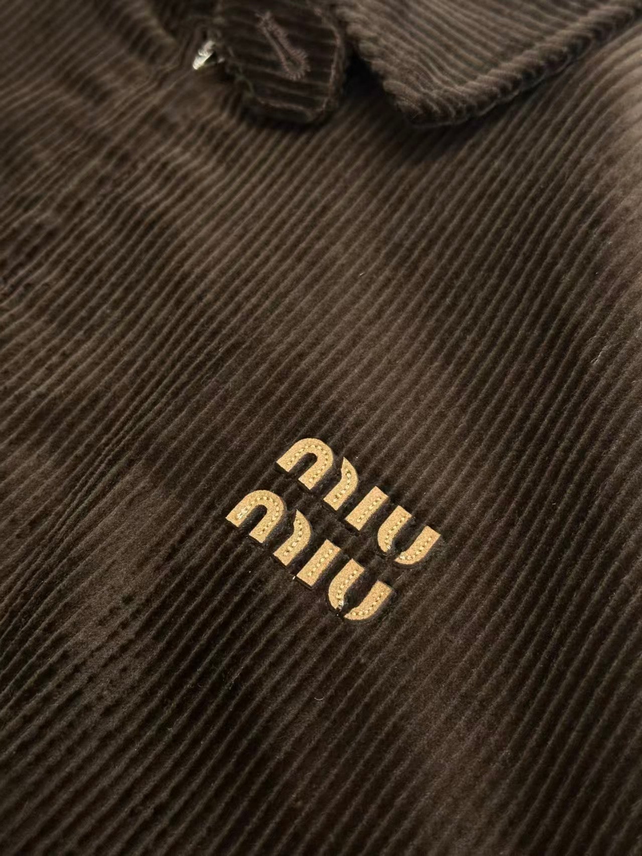 26 New Letter-Embroidered Corduroy Jacket