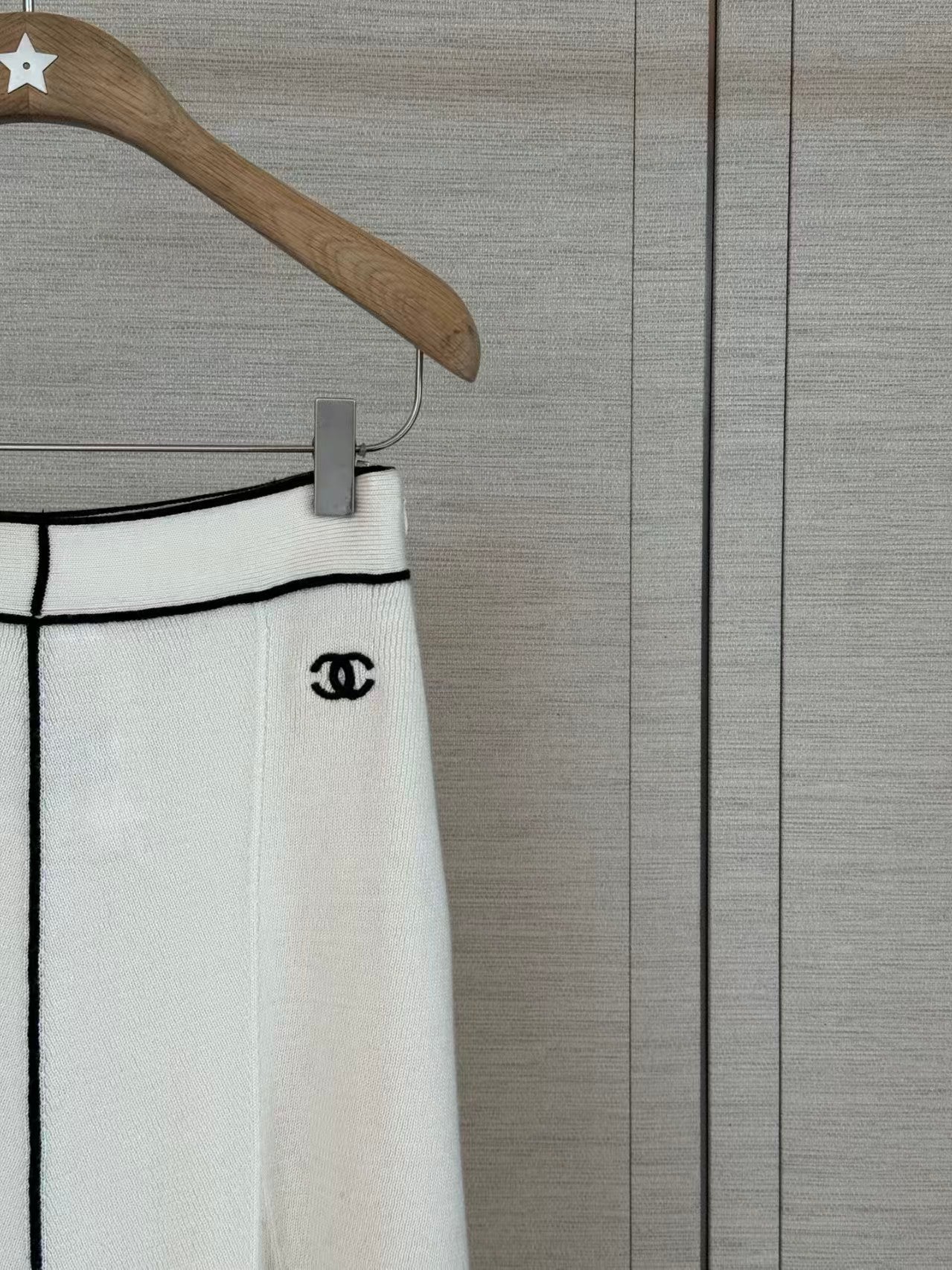 26FW NEW Off-white Knitted Midi Skirt
