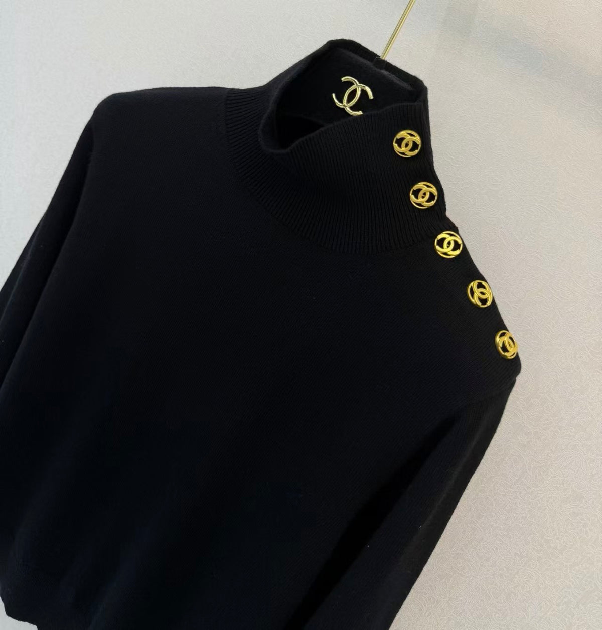 26fw New Knitted Long-Sleeved