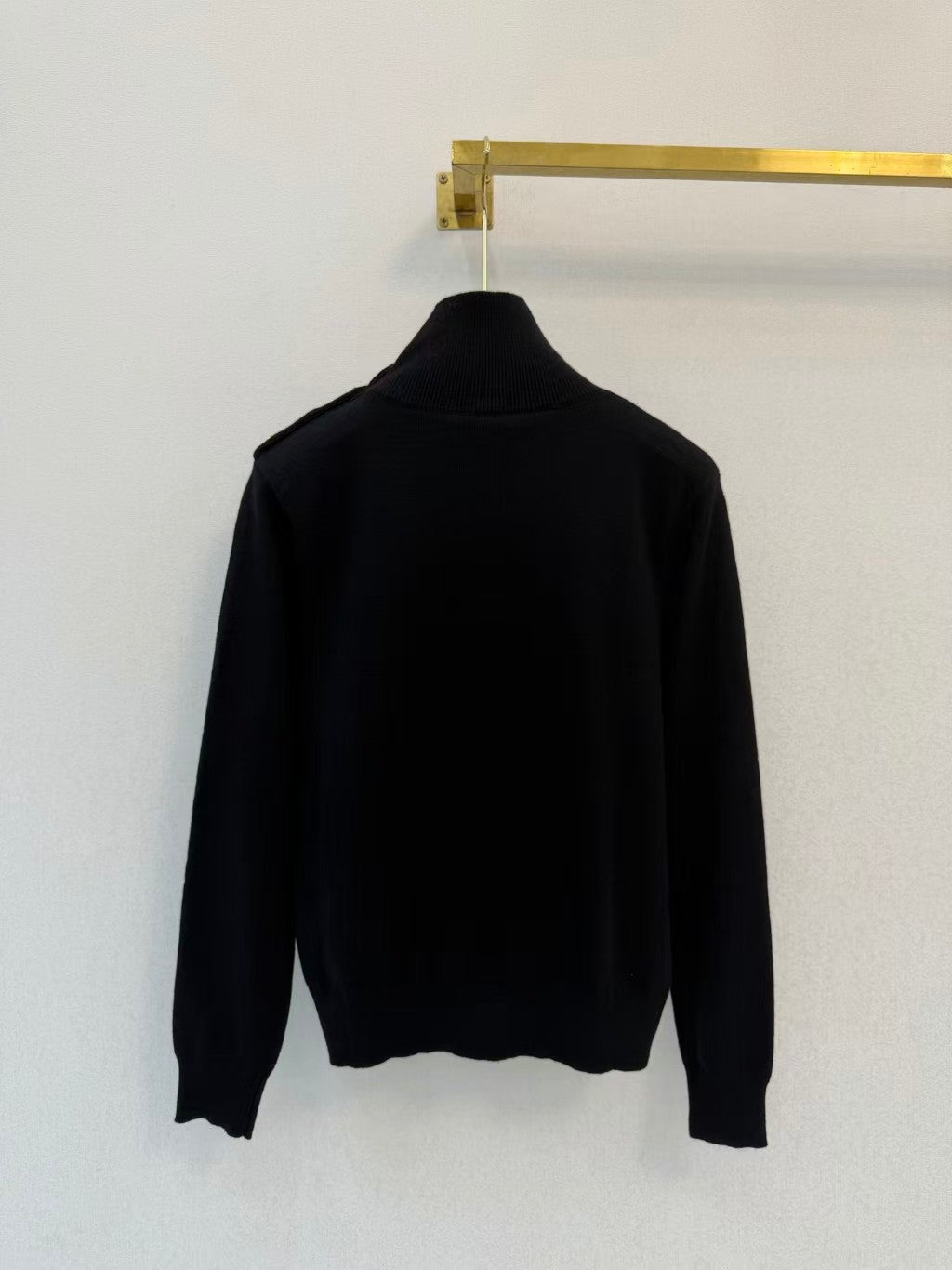 26fw New Knitted Long-Sleeved