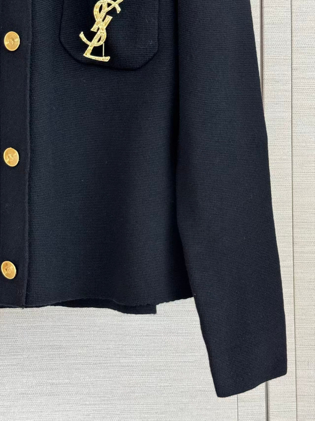26fw New Black Collared Knit Cardigan