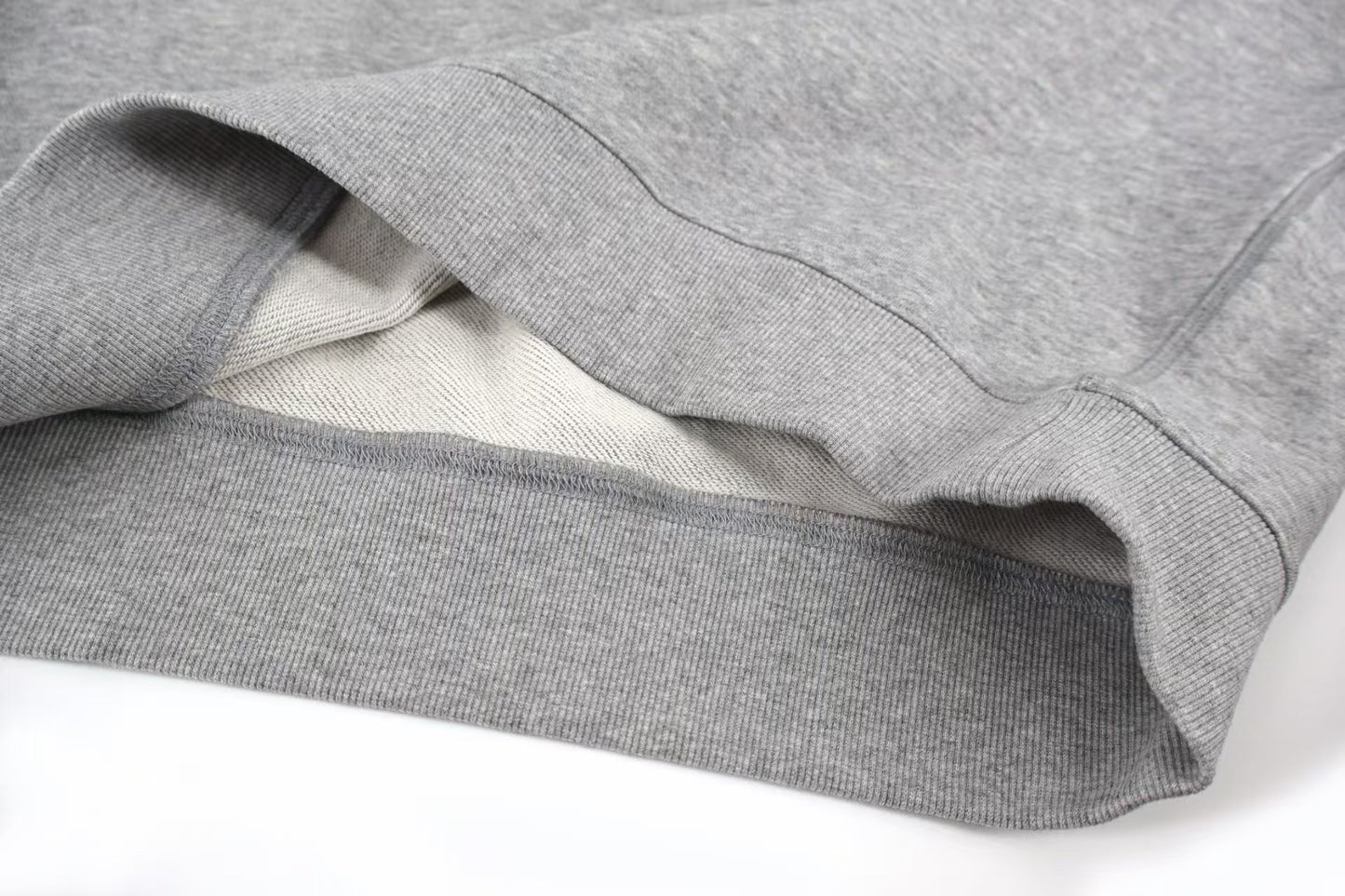 26 New Triangle Logo Crew Neck Sweatshirt