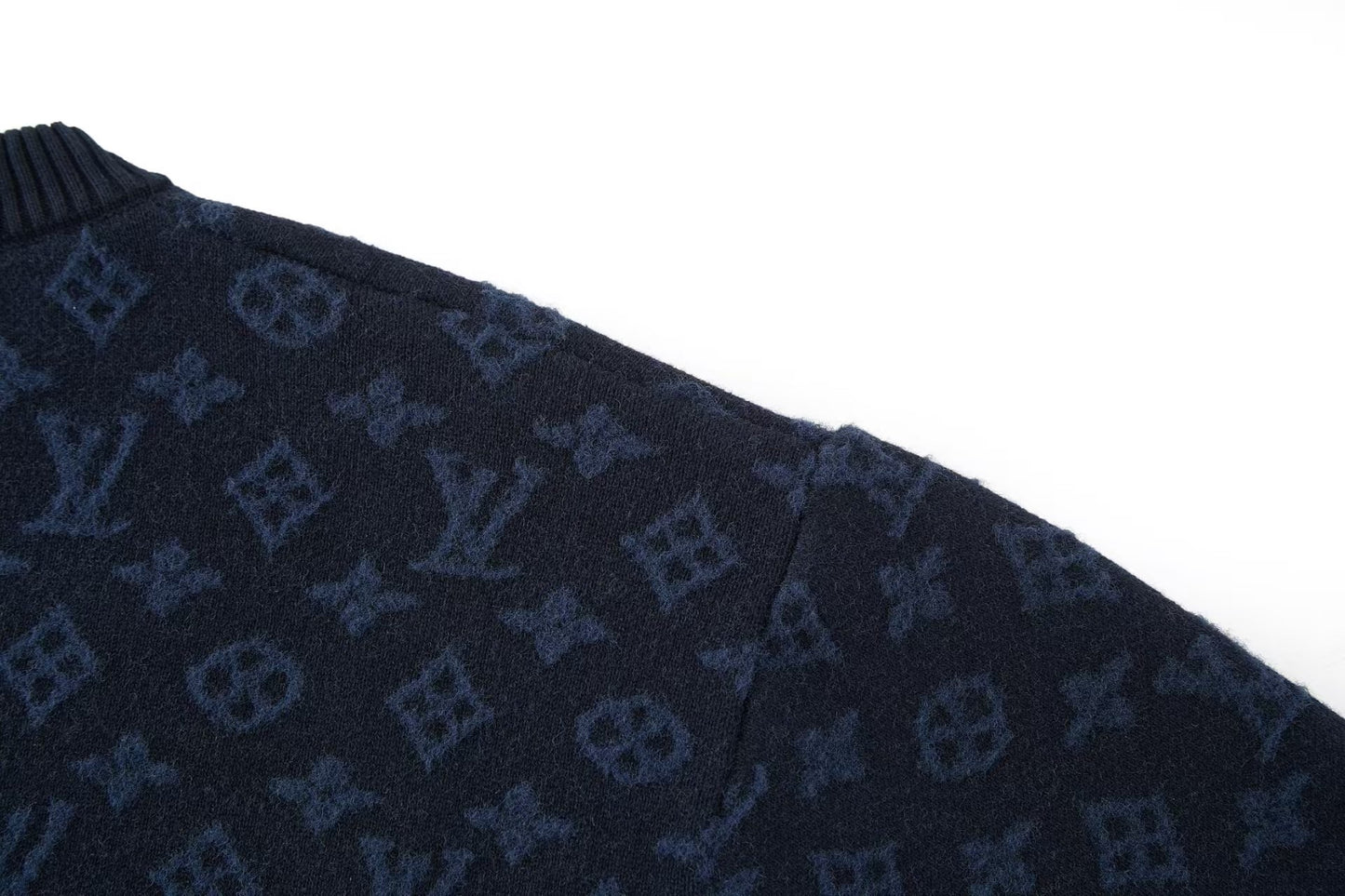 26 New Knitted Jacquard Logo Short-Sleeve T-Shirt