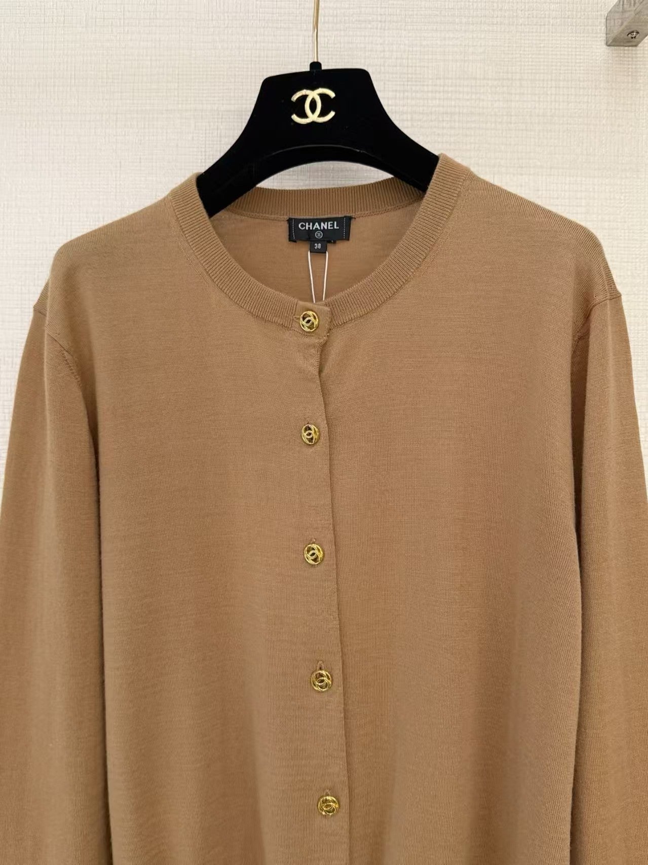 26FW New Crew Neck Knit Cardigan