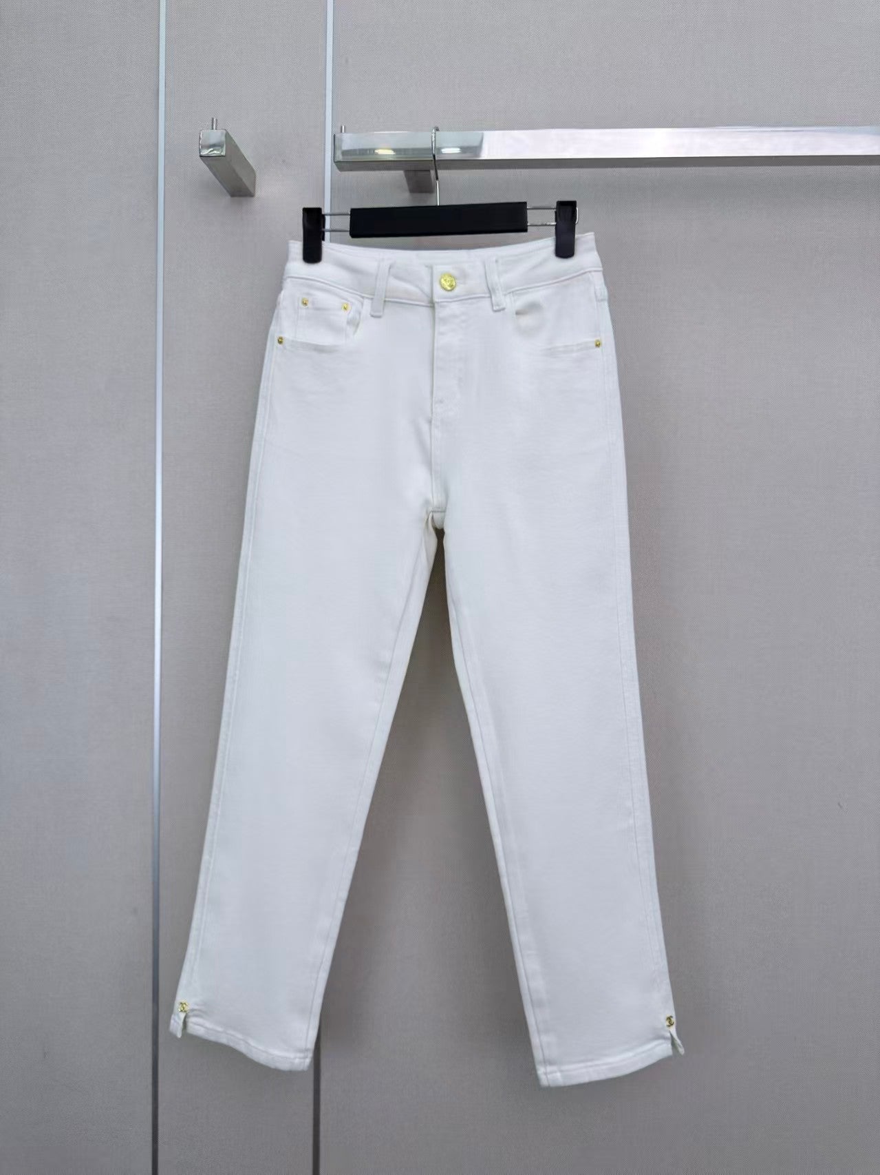 26FW New Cropped Jeans